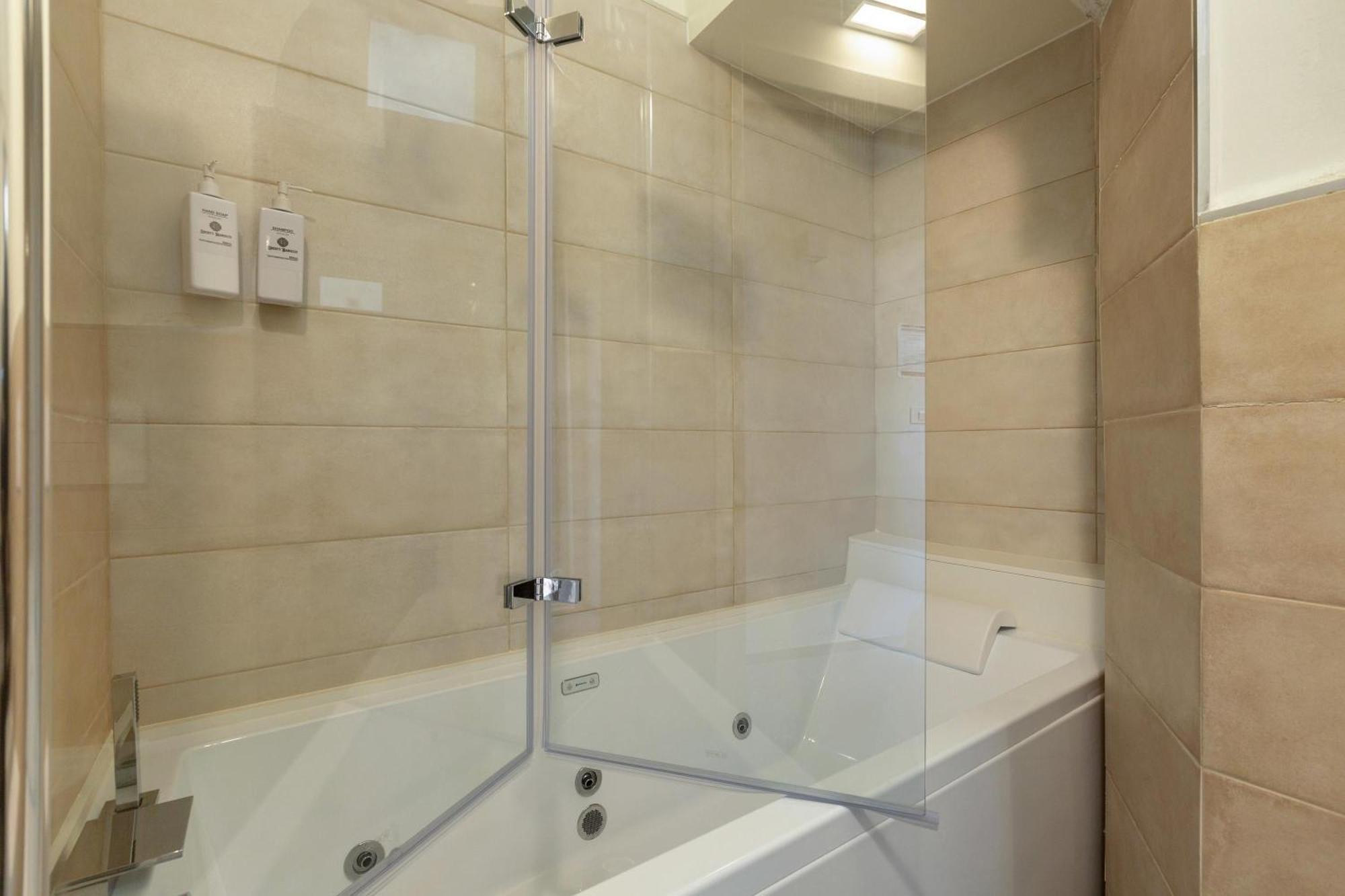 Hotel Liberty Barocco Lecce Zewnętrze zdjęcie